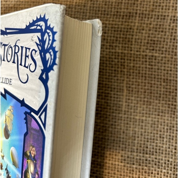 THE LAND OF STORIES Worlds Collide and A Grimm Warning Books - Picture 7 of 7